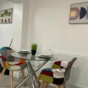 Apartment Arena, Leeds (West Yorkshire)